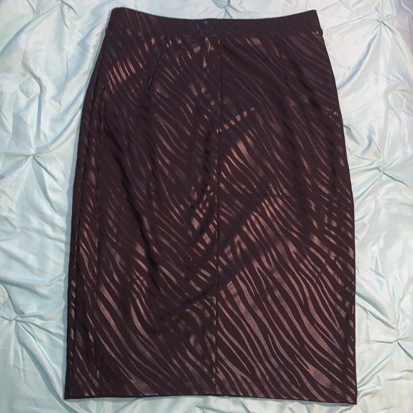 NWOT Large Zebra Side Slit Bodycon Midi Skirt - Picture 8 of 13